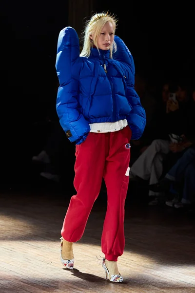 Look 29